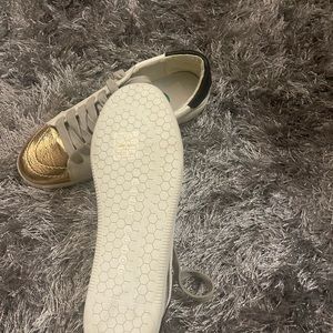NWOT Dolce Vita Sneakers
